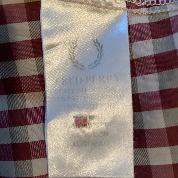 Fred Perry casual cap sleeve shirt - Picture 4 of 6